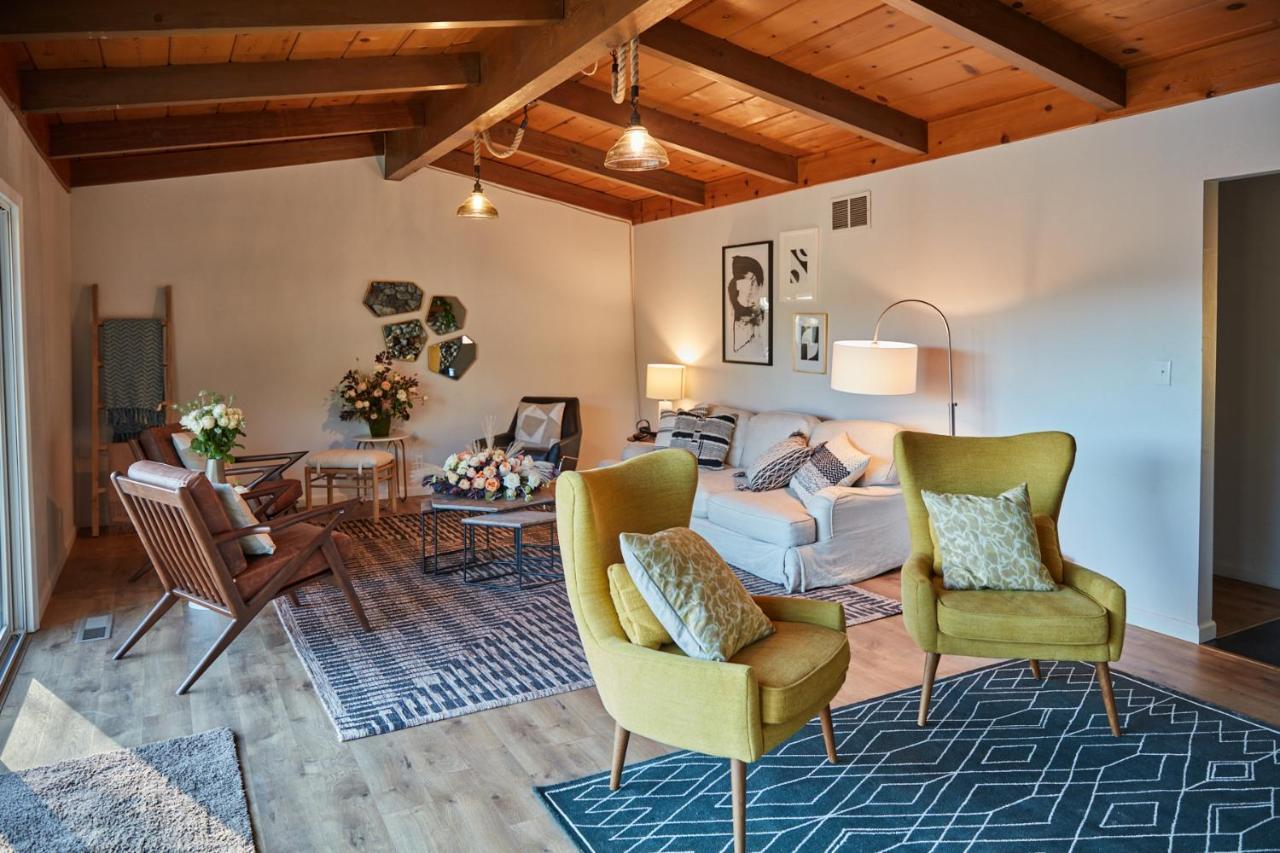 Bed And Barrel At Stonehouse Cellars Bed & Breakfast Clearlake Oaks Exterior photo