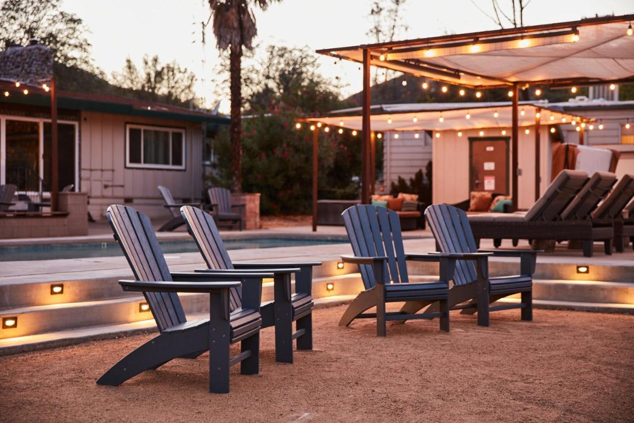 Bed And Barrel At Stonehouse Cellars Bed & Breakfast Clearlake Oaks Exterior photo